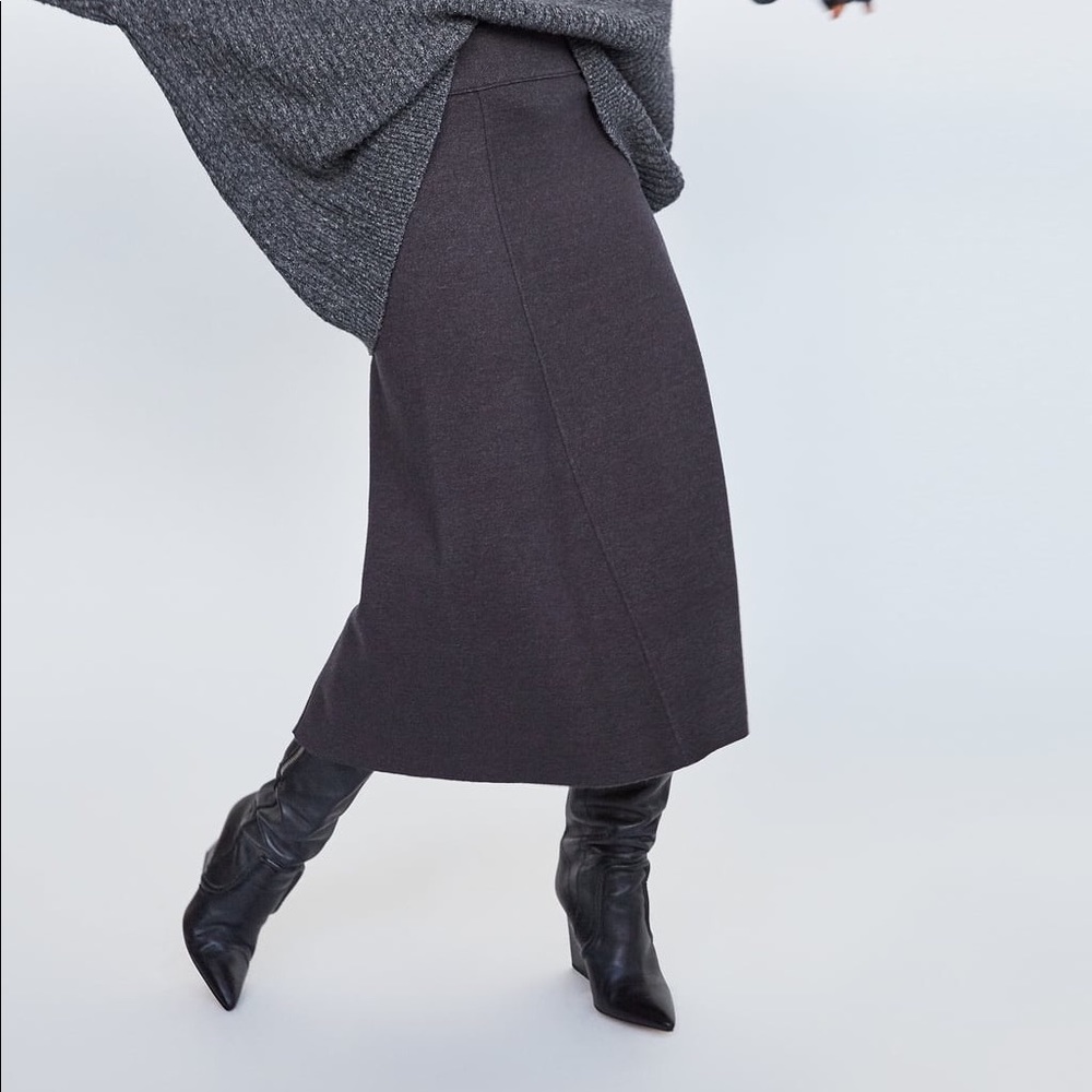 Gray Knit A-Line Zara Skirt - Picture 4 of 5